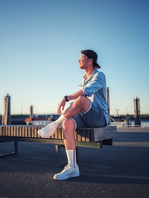 CBA常规赛继续进行，北京男篮客场101-98险胜同曦男篮….